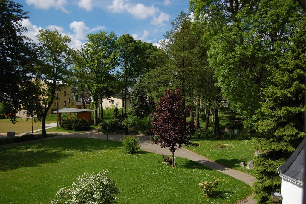 Landgasthof "Am Park" Rottendorf Quarto foto