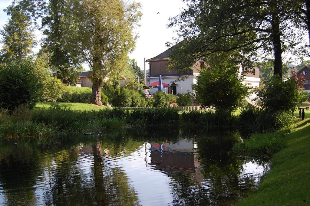 Landgasthof "Am Park" Rottendorf Exterior foto